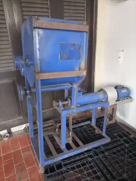 Mesin xtruder pelet ikan