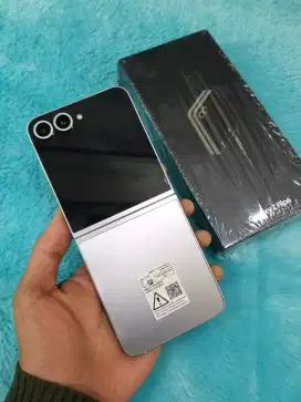 Samsung Z Flip 6 Ram 8/256 GB Mulus Fullset