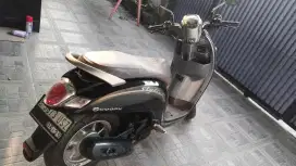 Scoppy stylish 2019 KM 40.rb