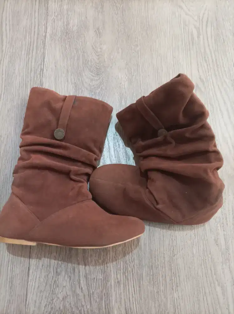 Sepatu fashion anak cewek