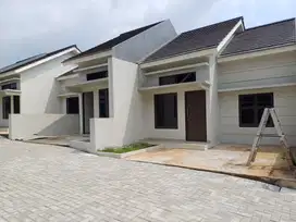 Rumah dekat ke stasiun KRL comuterline depok lama