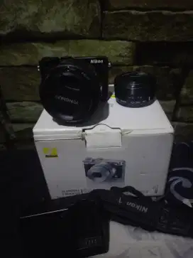 Kamera Nikon j5