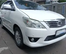 Innova 2.0 V Luxury Matic'2012 Istimewa
