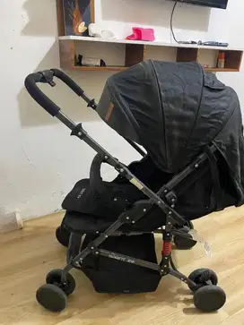 Stroller Pliko bisa dorongan depan dan belakang