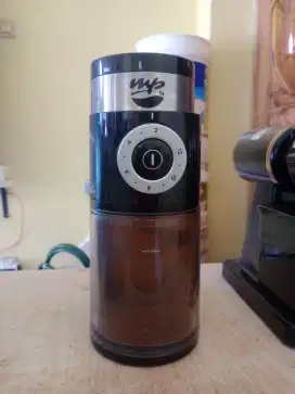 Coffee Grinder Mayaka CG 5235 Bekas