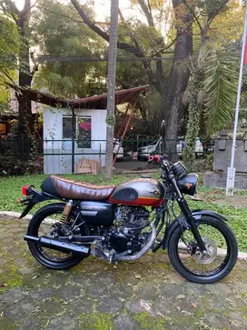 Kawasaki w 175 cafe