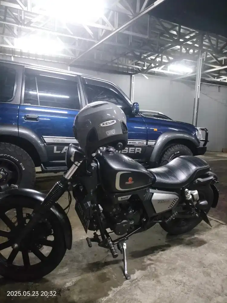 Benelli Evo 200