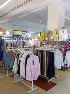 Dijual Baju dan seluruh isi Toko