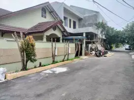 Rumah elegan dalam komplek taman galaxy pak dijual cepat BU