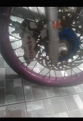 Kaliper rem Brembo v6