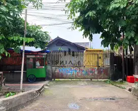 Gudang Murah Hitung Tanah Di Bawah Pasaran Dekat Stasiun Di Paledang
