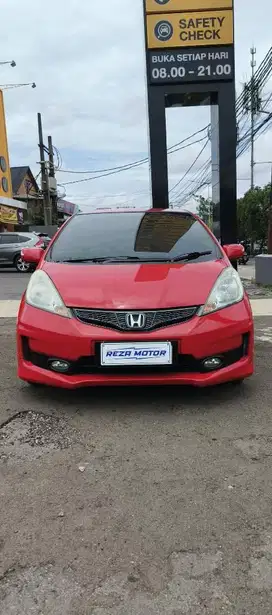 HONDA JAZZ RS AITOMATIC' 2012