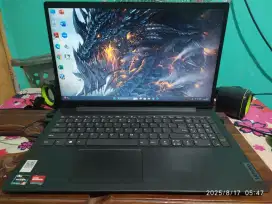 Lenovo AMD Ryzen 5, 5500 U RAM 8GB, SSD 512GB