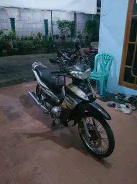 Jupiter Z Burhan 2005 SS Lengkap