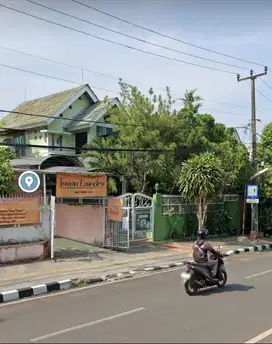 Rumah 2 Lantai Pinggir Jalan Besar Griya loka Raya BSD city