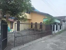 Dijual 2 unit rumah luas tanah 320 meter