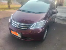 HONDA FREED PSD 2010 AT
