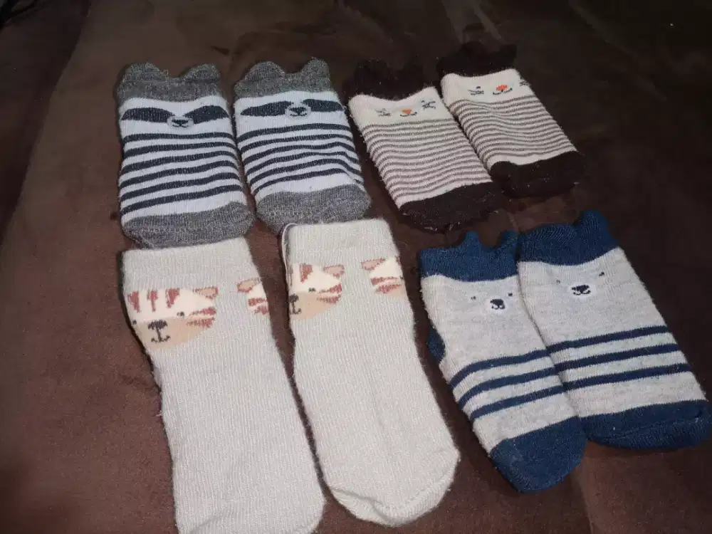 Kaos kaki bayi NB - 5 bulan