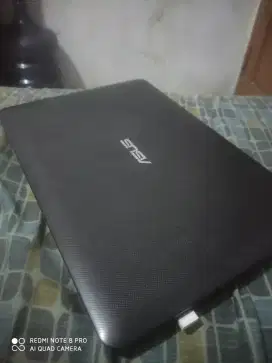 ASUS X454Y AMD A8