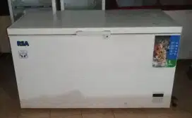 Jual prizer box RSA kapasitas 450 liter kondisi normal siap pakai