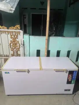 Jual prizer box RSA kapasitas 600 liter kondisi normal siap pakai
