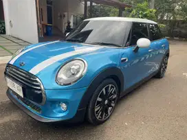 Mini cooper turbo 5 door