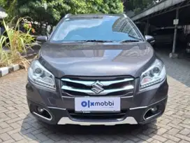 DP MURAH Suzuki SX4 1.5 S-Cross Bensin-MT 2016 Abu CUIQB