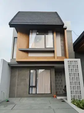 Rumah Modern 2 Lantai Siap Huni Akses Bagus Dekat Gaplek Di Cipayung