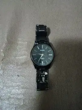 Dijual jam tangan pria warna hitam merk alba.