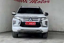 Mitsubhisi Pajero Dakar 4x2 AT 2023 Putih