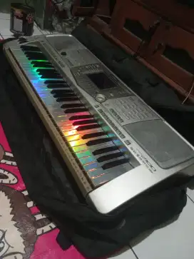 Yamaha psr 2100 sudah flasdis.