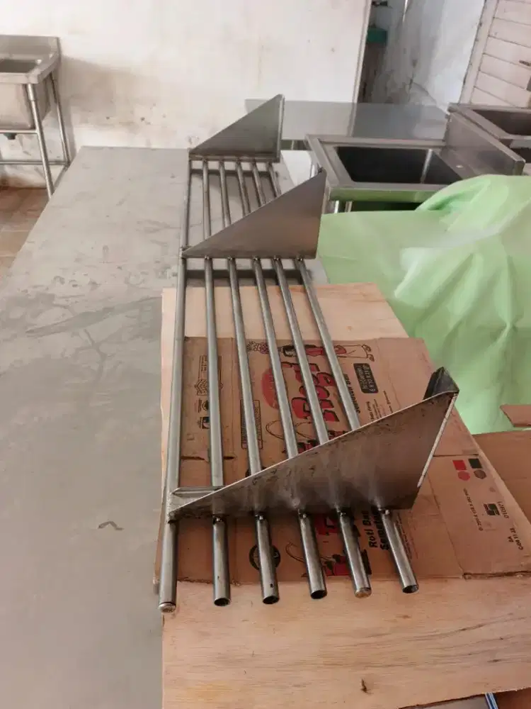 Wall self stainless