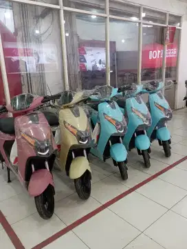 Sepeda Dan Motor Listrik Cash & Kredit