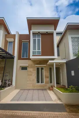 Rumah Eksklusif 2 Lantai Dekat MATOS – Free Biaya-biaya
