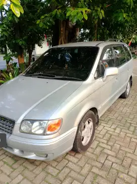 Hyundai Trajet GLS 2005 Matic/JokKulit/BtangselPajakOn/7seather/BisaTT