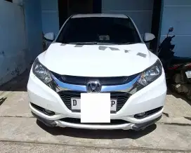 Honda HRV E CVT 2018 - Pearl White
