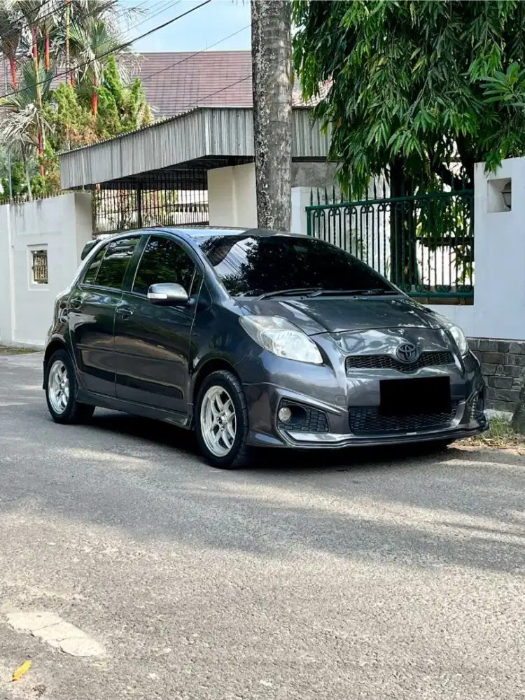 Yaris 1.5 S Limited Bensin AT 2013
