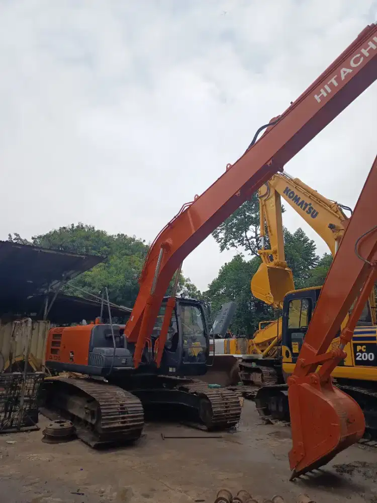 Excavator Hitachi Zaxis 210LC Tahun 2019 Long Arm