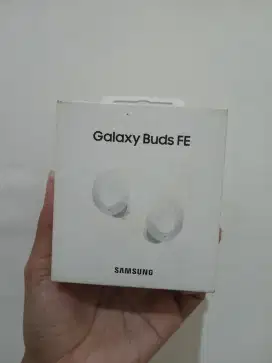 Jual santai Buds FE segel