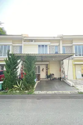 Termurah. Rumah 2 lantai Paradise Serpong City cluster Voyage, Serpong