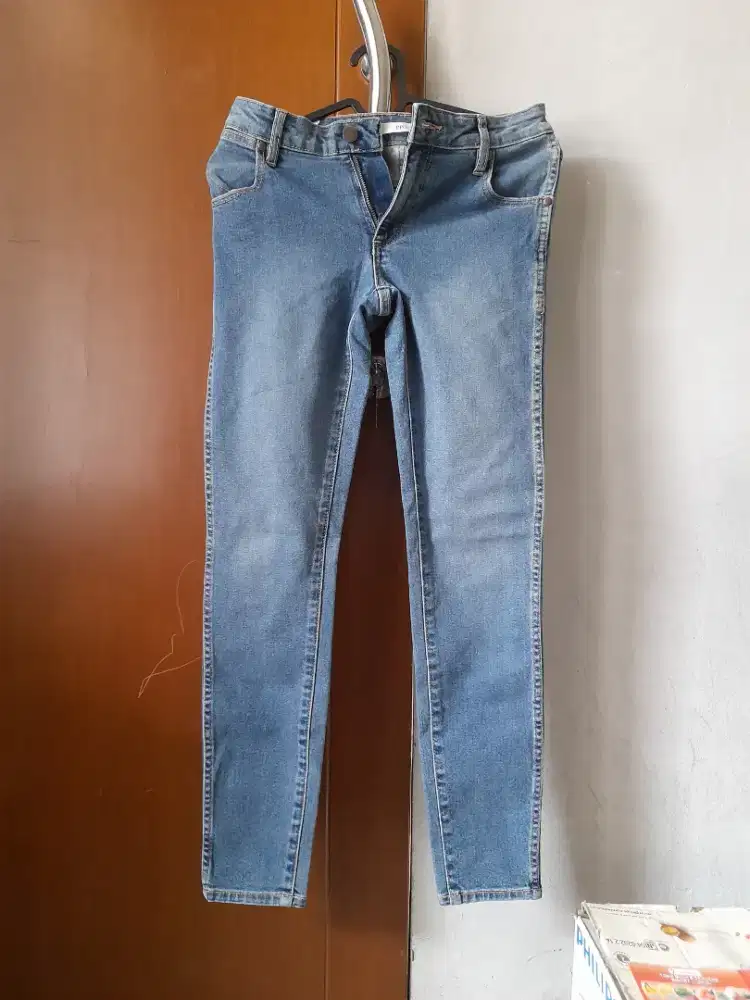 CELANA JEANS REMAJA PEREMPUAN WRANGLER BARU