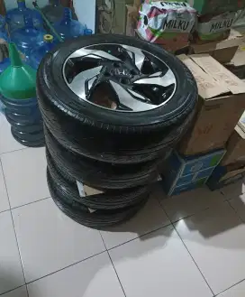 Dijual velg Ori Honda Mobilio RS Ring 15 pcd 4x100 ban 185/65