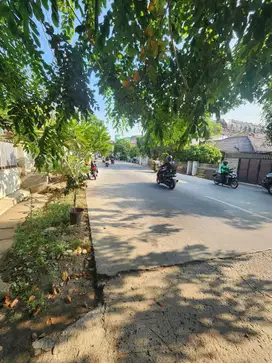 Rumah hitung tanah, pinggir Jalan besar, Lokasi Strategis
