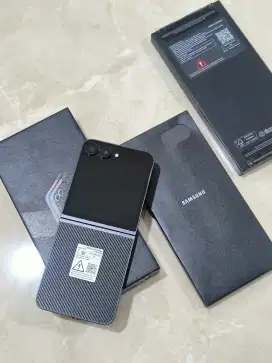 SAMSUNG Z FLIP 6 5G 12/512GB CRAFTED BLACK