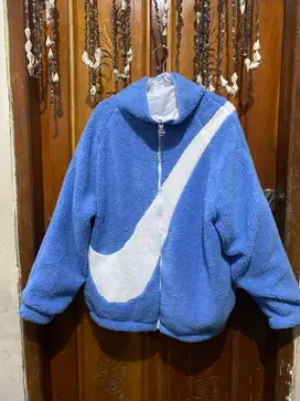 NIKE SHERPA BIG LOGO