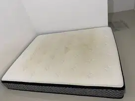 Kasur 6 kaki Informa Bekas