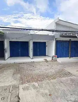 ruko manukan krajan area ramai