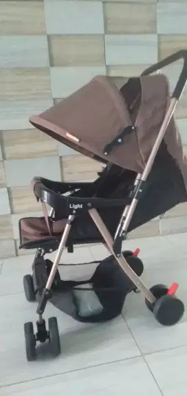 Dijual Stroller bayi merek Labeille