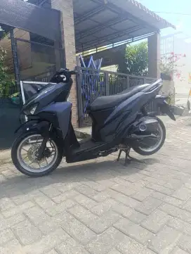 DIJUAL VARIO 125 ABS ISS THN 2021