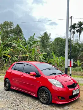 Yaris tipe S manual mulus mengkilat pajak hidup